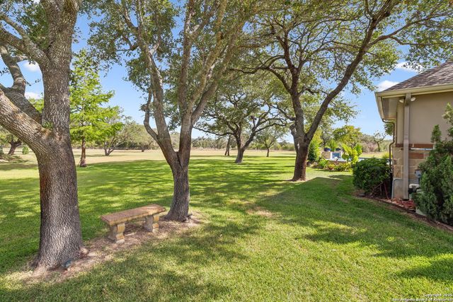 1994 FM 3006, Pleasanton, TX 78064