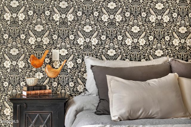 27 Woodland Hill Road, North Greenbush, NY 12198