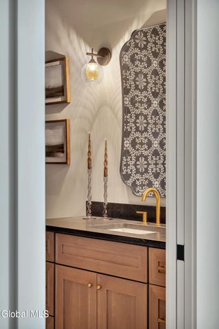 27 Woodland Hill Road, North Greenbush, NY 12198