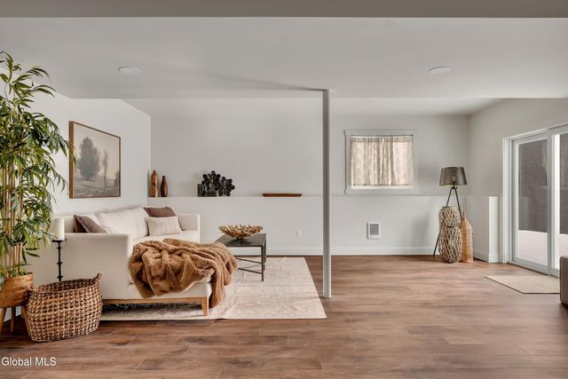 27 Woodland Hill Road, North Greenbush, NY 12198