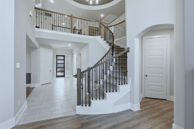 15133 Mahogany Trail, Conroe, TX 77302