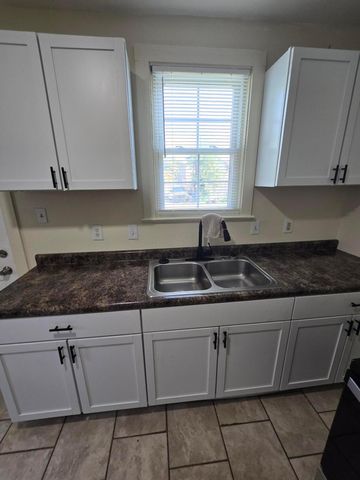 1088-1090 E 14th Avenue, Columbus, OH 43211