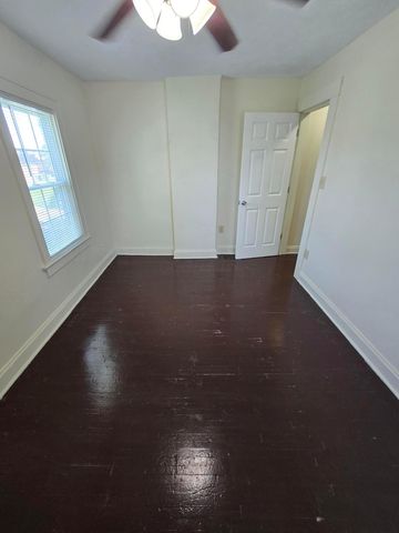 1088-1090 E 14th Avenue, Columbus, OH 43211