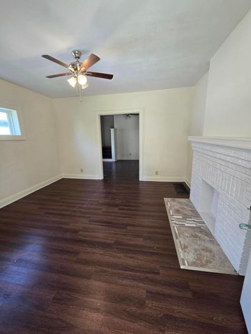 1088-1090 E 14th Avenue, Columbus, OH 43211