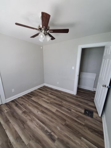 1088-1090 E 14th Avenue, Columbus, OH 43211