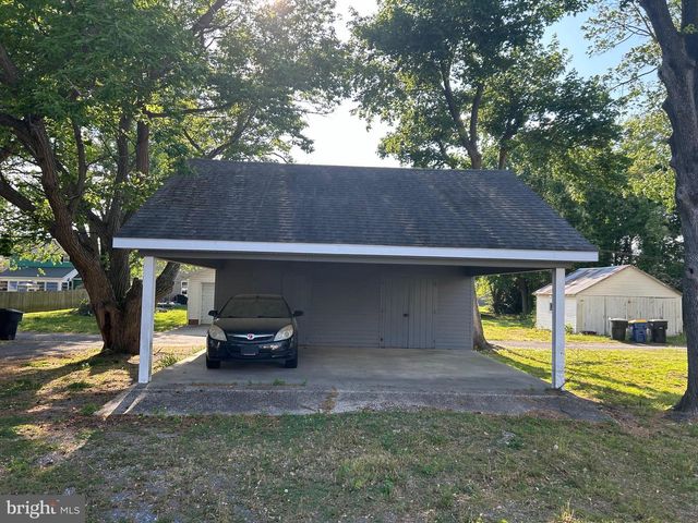 742 S STATE ST, Dover, DE 19901