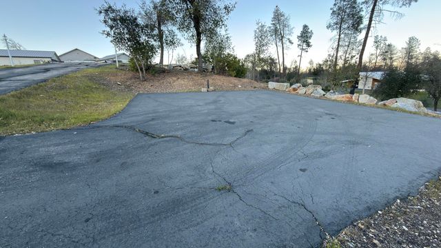 10000 Tilton Mine Road, Redding, CA 96001