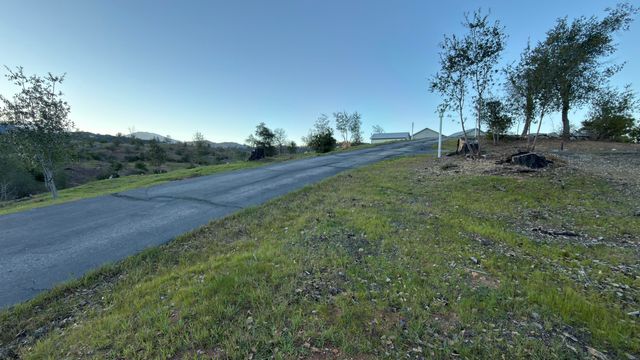 10000 Tilton Mine Road, Redding, CA 96001