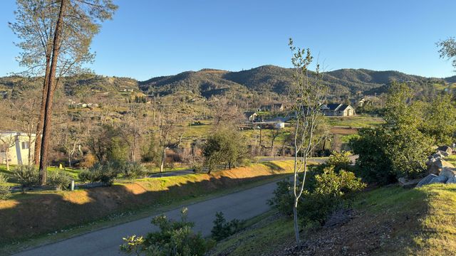 10000 Tilton Mine Road, Redding, CA 96001