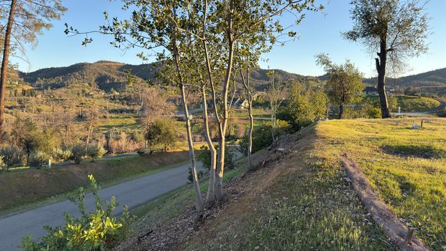 10000 Tilton Mine Road, Redding, CA 96001