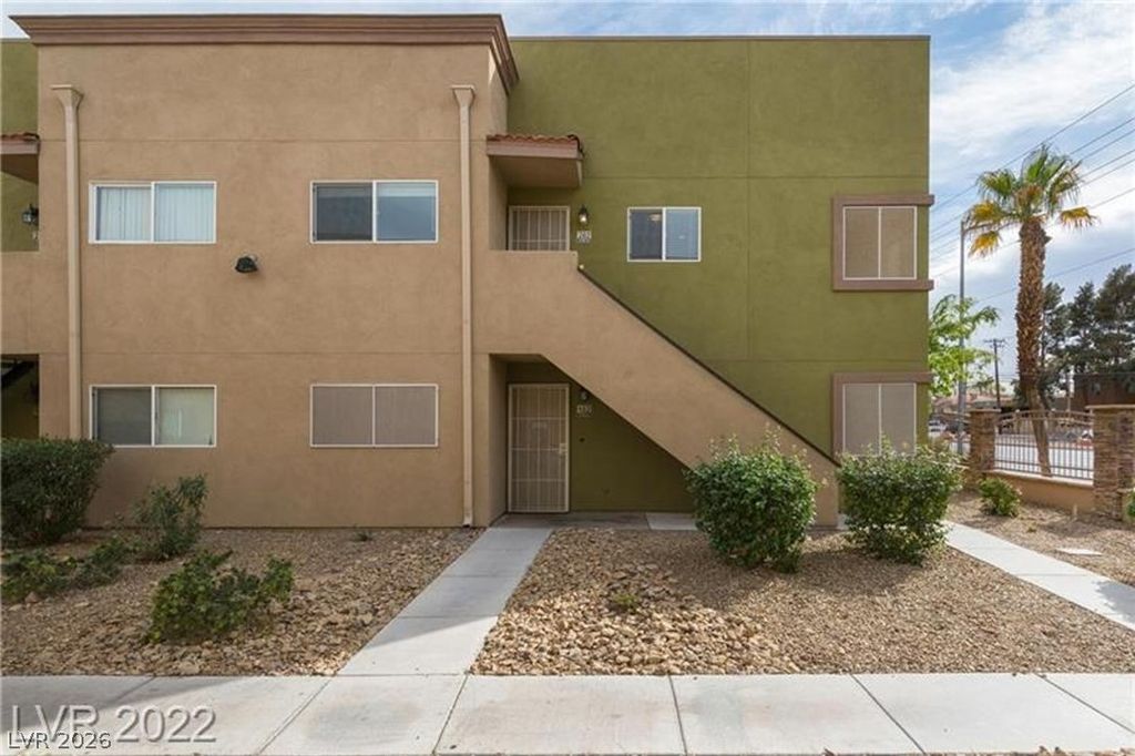 Image 1 of property listing at 1814 North Decatur Boulevard 202, Las Vegas, NV 89108