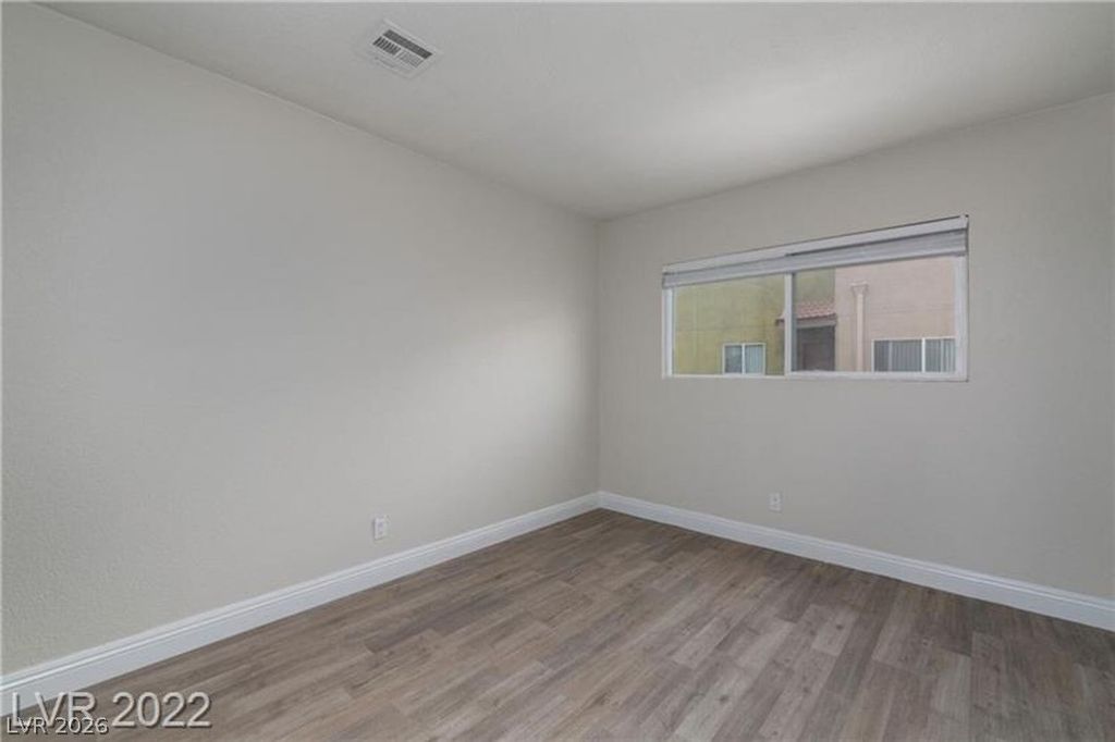Image 10 of property listing at 1814 North Decatur Boulevard 202, Las Vegas, NV 89108
