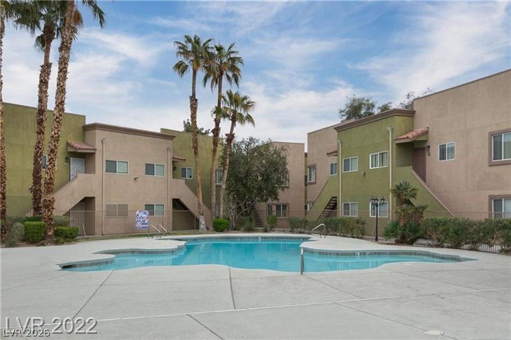 Image 15 of property listing at 1814 North Decatur Boulevard 202, Las Vegas, NV 89108