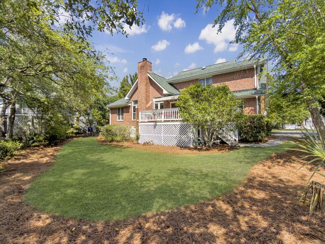 1529 Strathmore Lane, Mount Pleasant, SC 29464