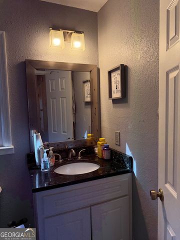 602 Holly Drive, Dublin, GA 31021