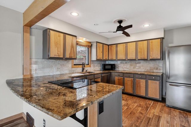 2743 Lyman Lane, Fitchburg, WI 53711