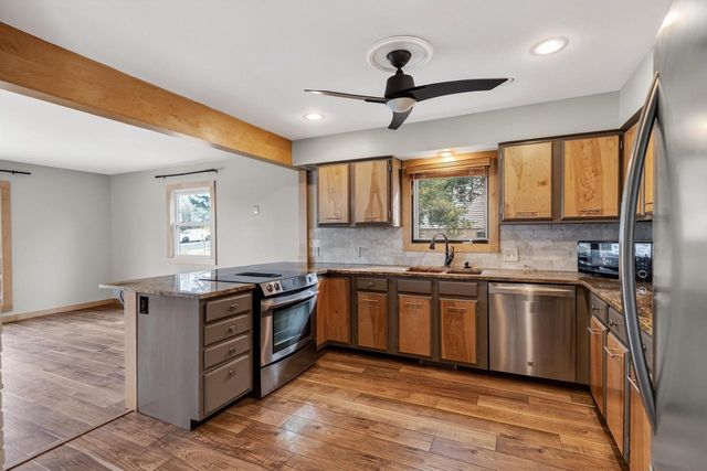 2743 Lyman Lane, Fitchburg, WI 53711