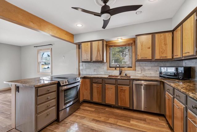 2743 Lyman Lane, Fitchburg, WI 53711