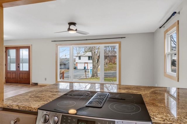 2743 Lyman Lane, Fitchburg, WI 53711