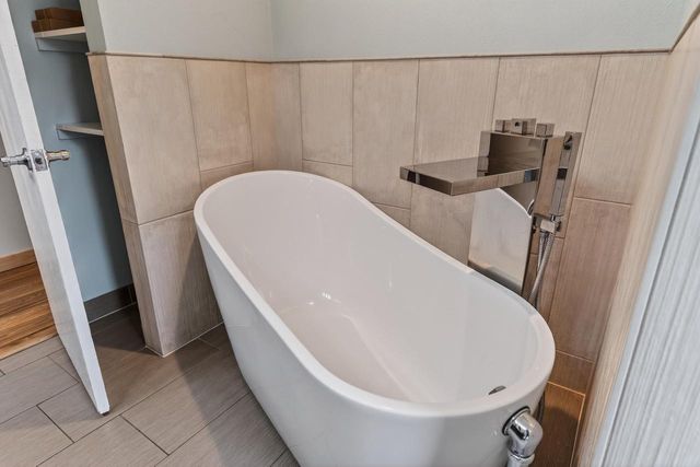 2743 Lyman Lane, Fitchburg, WI 53711