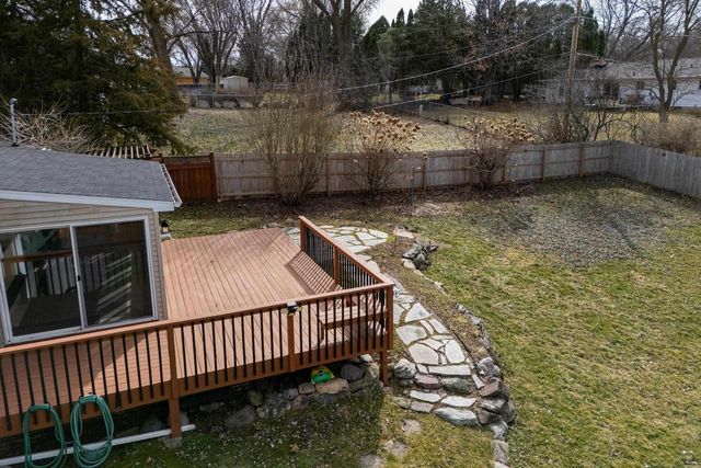 2743 Lyman Lane, Fitchburg, WI 53711