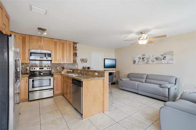 16921 SW 92nd Court, Palmetto Bay, FL 33157
