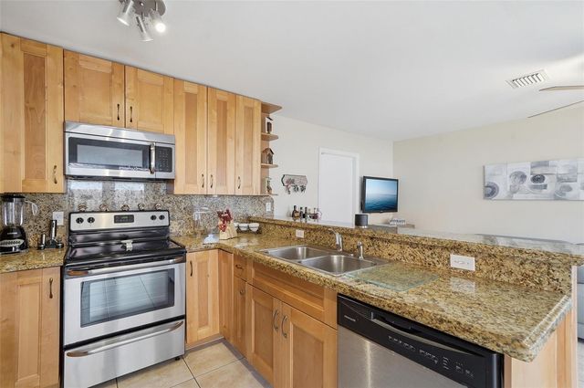 16921 SW 92nd Court, Palmetto Bay, FL 33157