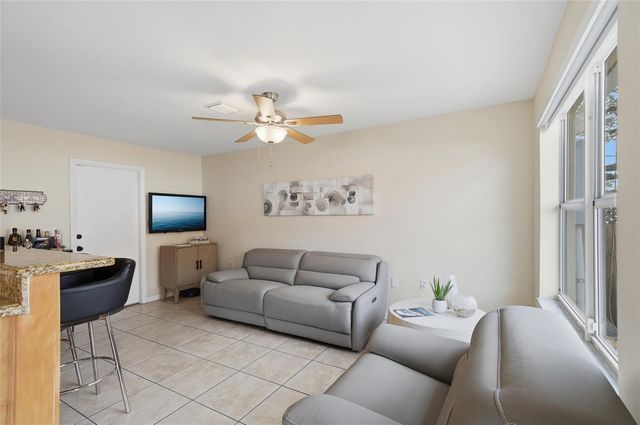 16921 SW 92nd Court, Palmetto Bay, FL 33157