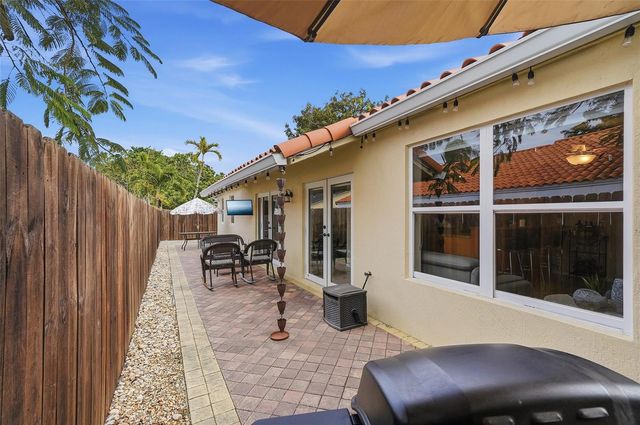 16921 SW 92nd Court, Palmetto Bay, FL 33157