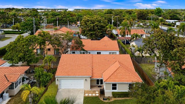 16921 SW 92nd Court, Palmetto Bay, FL 33157