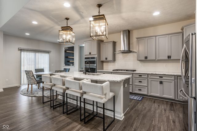 5622 Pecan Court, Noblesville, IN 46062