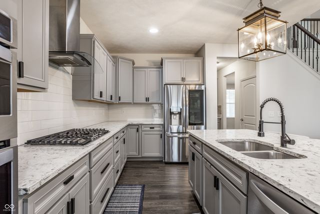 5622 Pecan Court, Noblesville, IN 46062