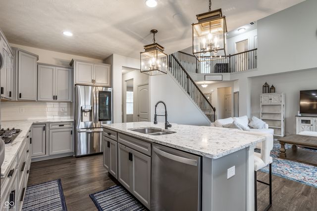 5622 Pecan Court, Noblesville, IN 46062