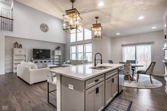 5622 Pecan Court, Noblesville, IN 46062