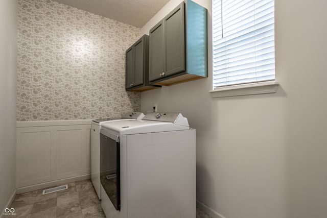 5622 Pecan Court, Noblesville, IN 46062