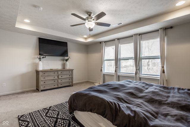 5622 Pecan Court, Noblesville, IN 46062