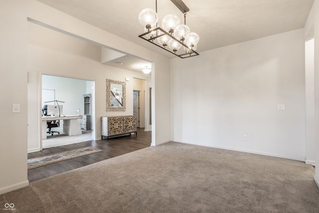 5622 Pecan Court, Noblesville, IN 46062