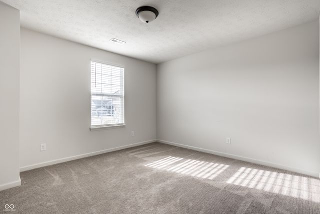 5622 Pecan Court, Noblesville, IN 46062