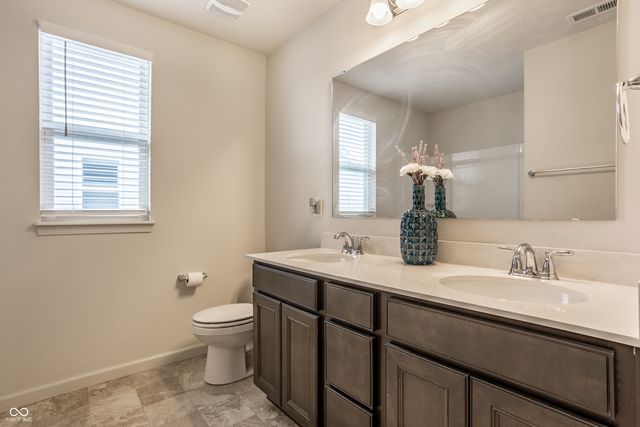 5622 Pecan Court, Noblesville, IN 46062