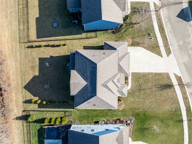 5622 Pecan Court, Noblesville, IN 46062