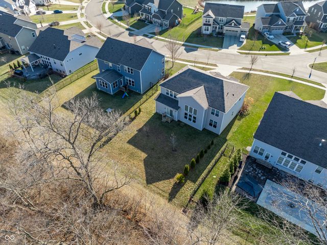 5622 Pecan Court, Noblesville, IN 46062