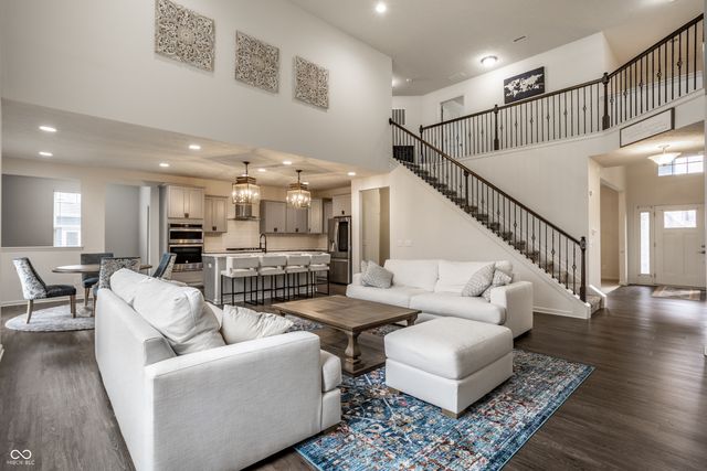 5622 Pecan Court, Noblesville, IN 46062