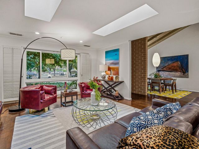 506 Elmhurst Cir, Sacramento, CA 95825