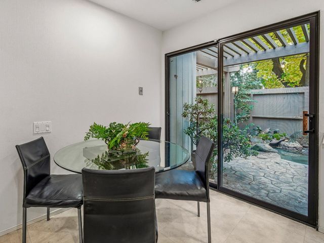 506 Elmhurst Cir, Sacramento, CA 95825