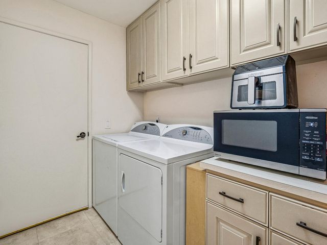 506 Elmhurst Cir, Sacramento, CA 95825