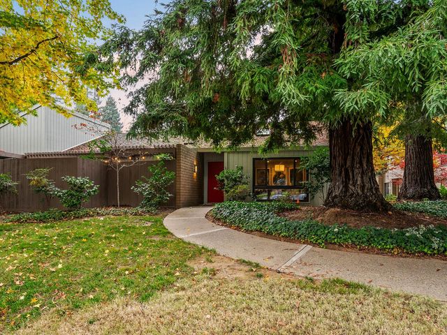 506 Elmhurst Cir, Sacramento, CA 95825
