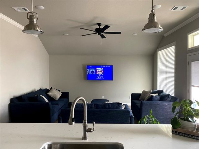 3432 Omaha Court, Bryan, TX 77808