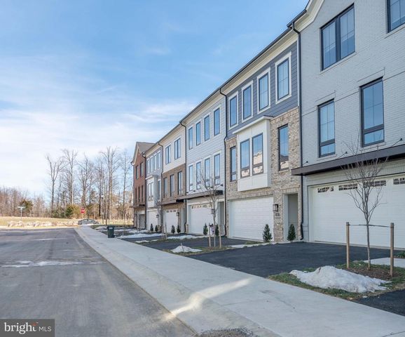 669 ANGELFISH WAY, Woodbridge, VA 22191