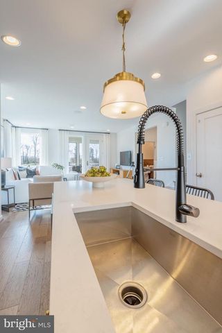 669 ANGELFISH WAY, Woodbridge, VA 22191
