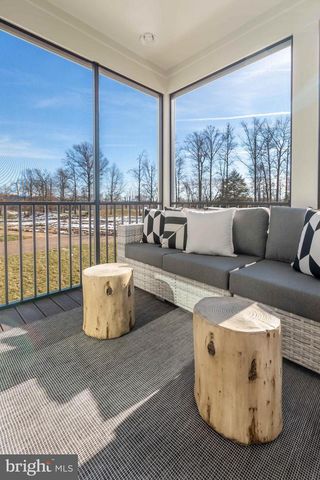 669 ANGELFISH WAY, Woodbridge, VA 22191